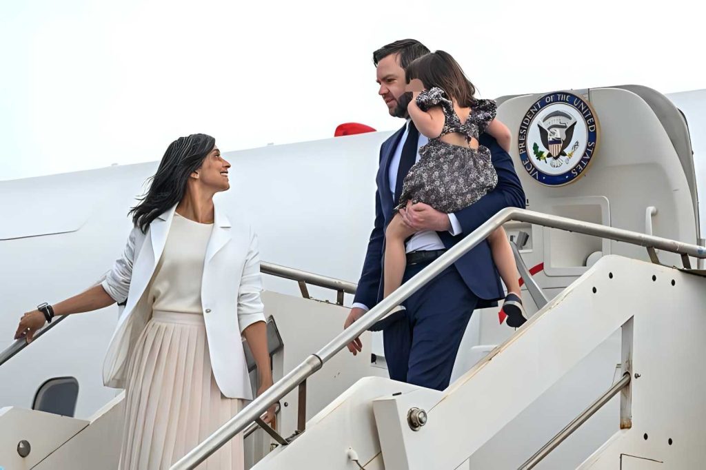 Vance loda Roma e tesse intese con Meloni: incontro tra ideologo di Trump e premier italiana