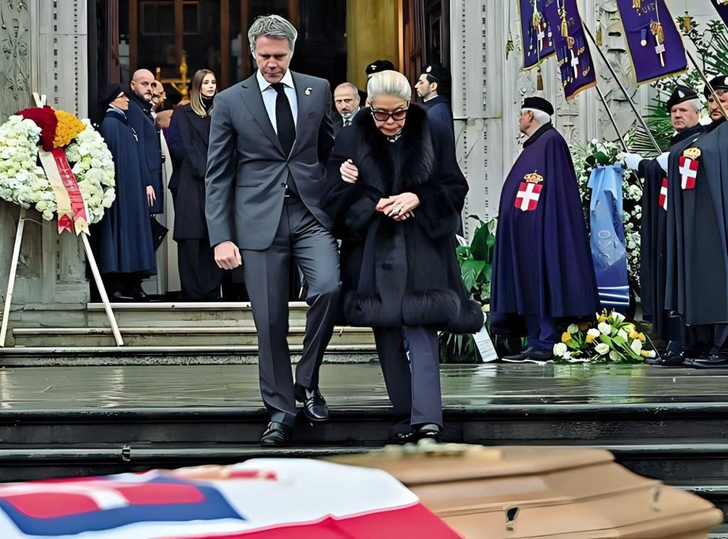 Funerali Papa Francesco: partecipazione di Emanuele Filiberto e omaggio di Casa Savoia