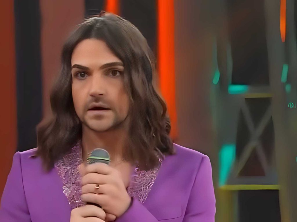 Valerio Scanu si confessa a Ciao Maschio: dieci anni fa litigai con Maria De Filippi e mi costò caro