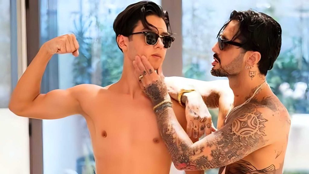 Nina Moric accusa Fabrizio Corona: Abbandoni tuo figlio ma scegli di crescere l’altro, sei spazzatura