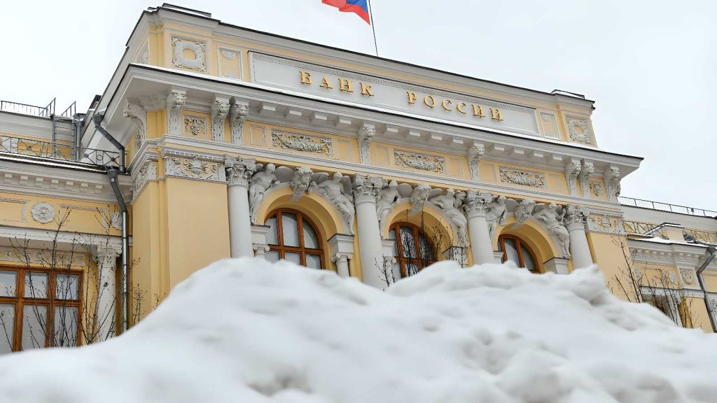 Ue valuta nuovo piano per investire asset russi congelati: aiuti a rischio per Ucraina senza intaccare capitale
