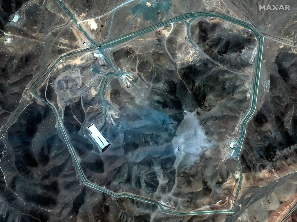 Raid USA sull’Iran: il generale Caine difende l’attacco e smentisce critiche dei media