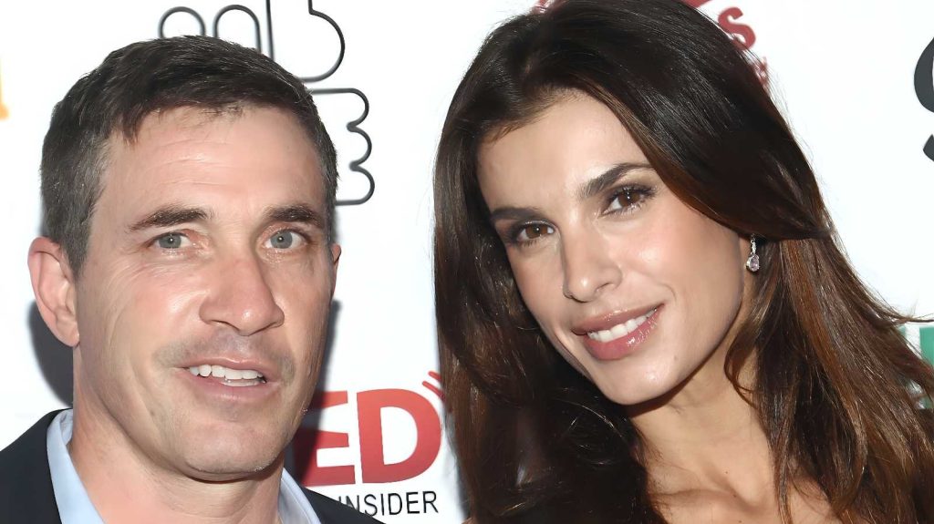 Elisabetta Canalis: vacanza in Sardegna con la figlia e l’ex marito Brian Perri tra mare e relax