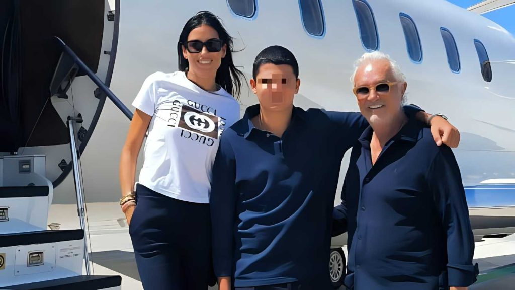 Nathan Falco torna in college: buon inizio da papà Briatore sui social