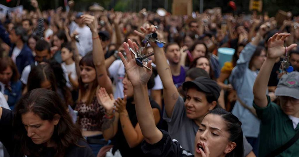 Sánchez o governo di destra?